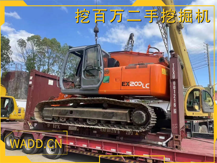 Hitachi 200 Excavator Exported to Angola