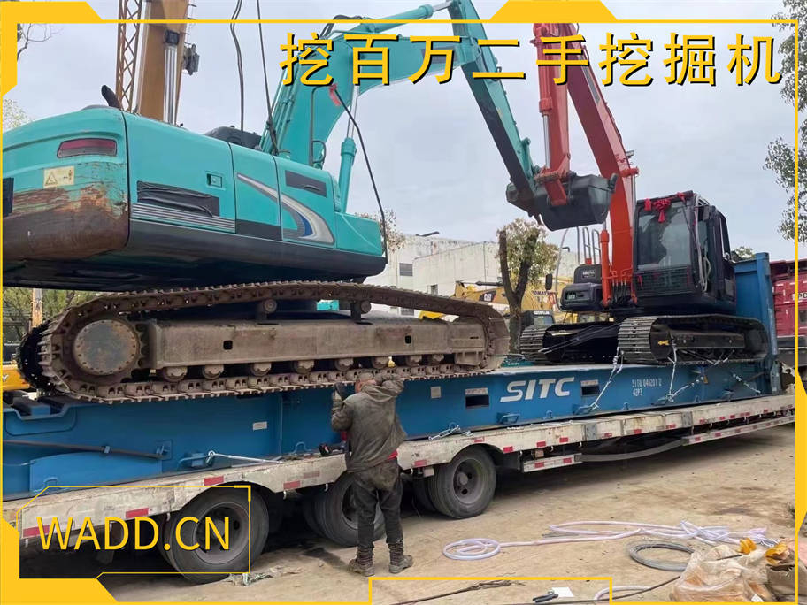 Two Second-Hand Excavators from Kobelco and Hitachi Exported to Indonesia