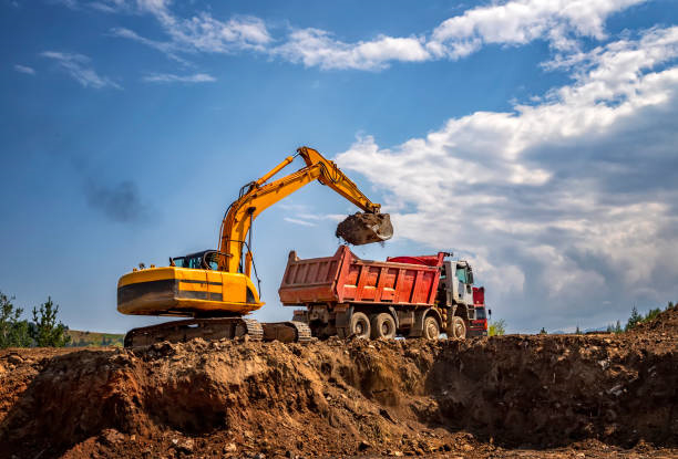 二手挖掘機在災害預防和減災項目中的應用及其優勢 Applications and Advantages of Second-Hand Excavators in Disaster Prevention and Mitigation Projects