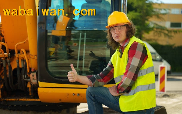 二手挖掘機海關(guān)編碼解析——上海挖百萬助您輕松出口 Understanding Customs Codes for Used Excavators - Shanghai Wabaiwan Makes Exporting Easy